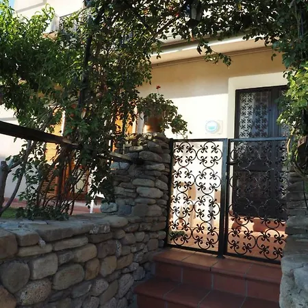 Ulisse Appartement *